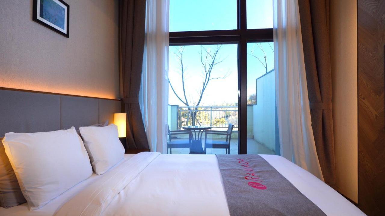 Ramada Hotel & Suite By Wyndham Gangwon Pyeongchang Exterior foto